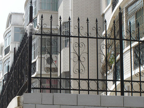 鐵藝陽臺護欄