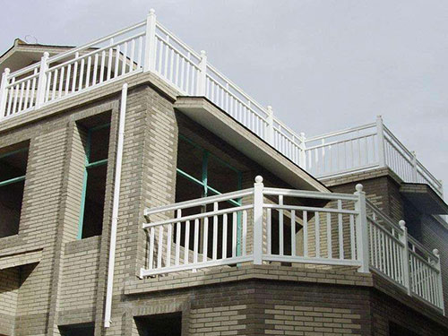 PVC陽(yáng)臺(tái)護(hù)欄